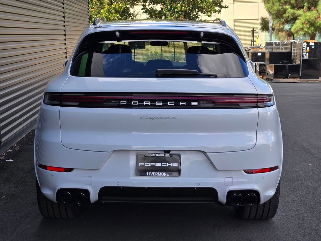 New 2026 Porsche Cayenne S image 6