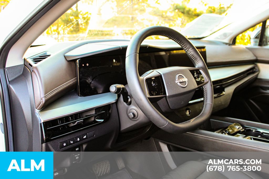 Used 2025 Nissan Murano Platinum w/ Cargo Package image 33