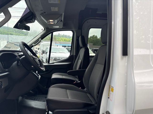 New 2026 Ford Transit 150 148 Medium Roof AWD image 9