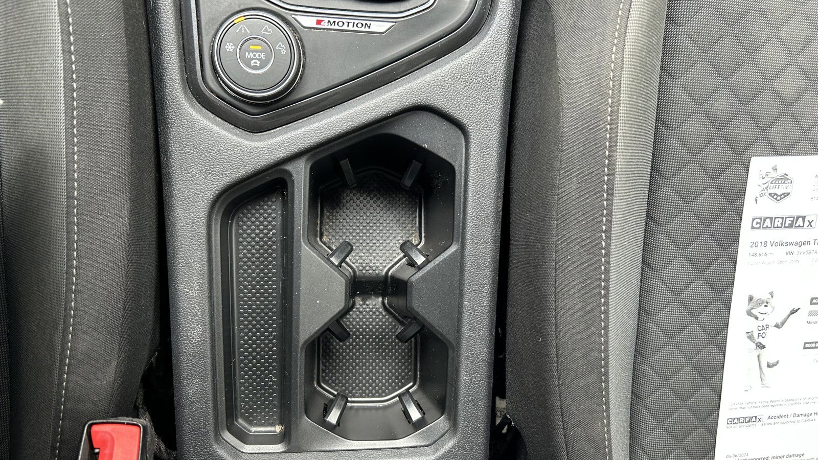 Used 2018 Volkswagen Tiguan S image 37