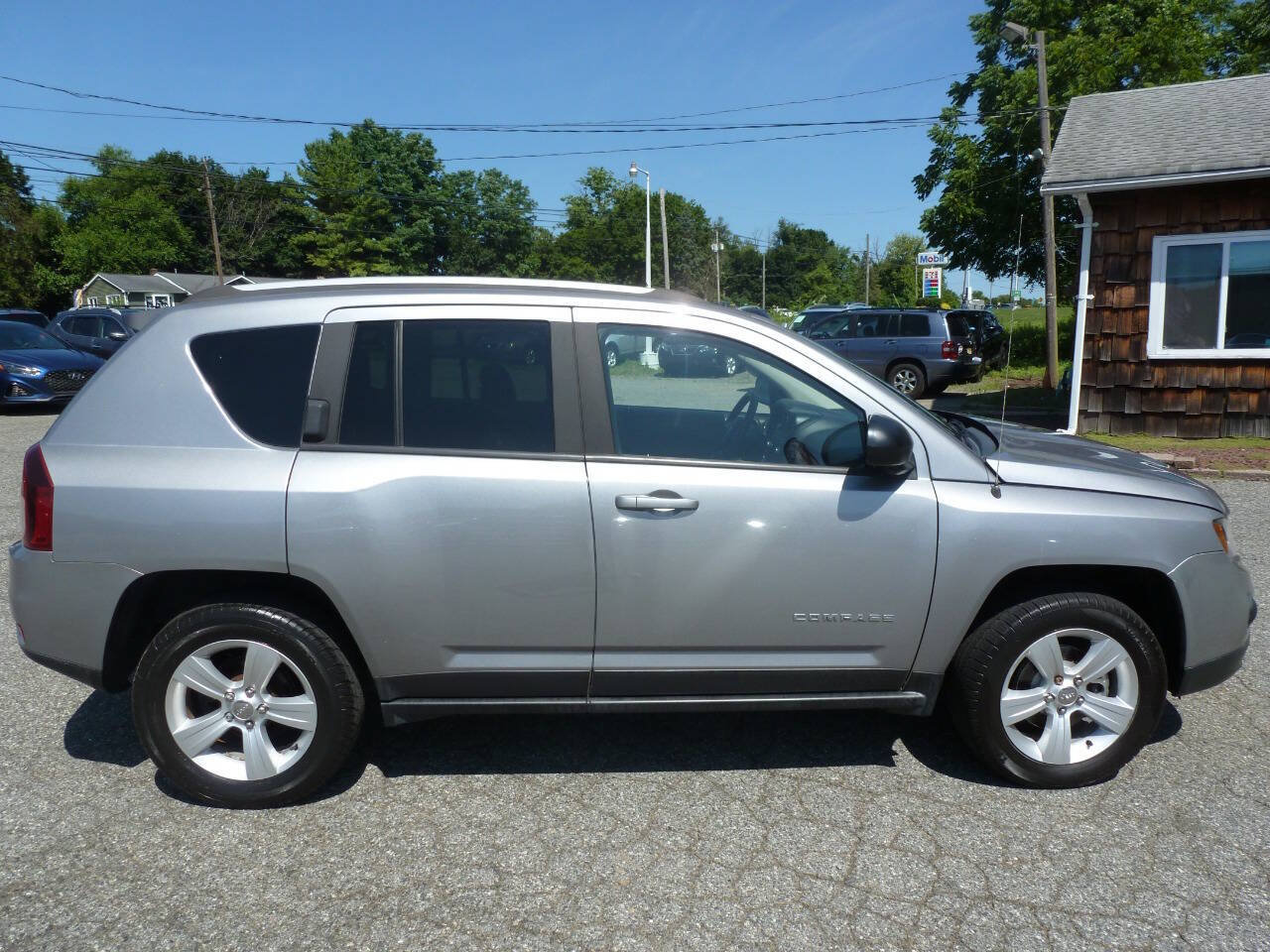 Used 2016 Jeep Compass Sport w/ Power Value Group AWD/4WD image 5