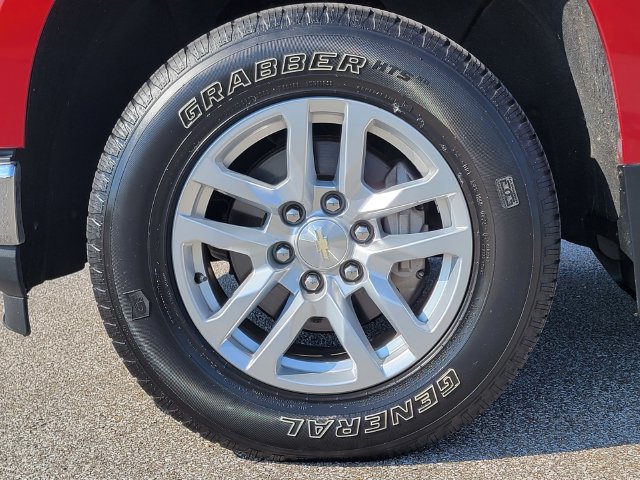 Used 2019 Chevrolet Silverado 1500 LT w/ All-Star Edition AWD/4WD image 10