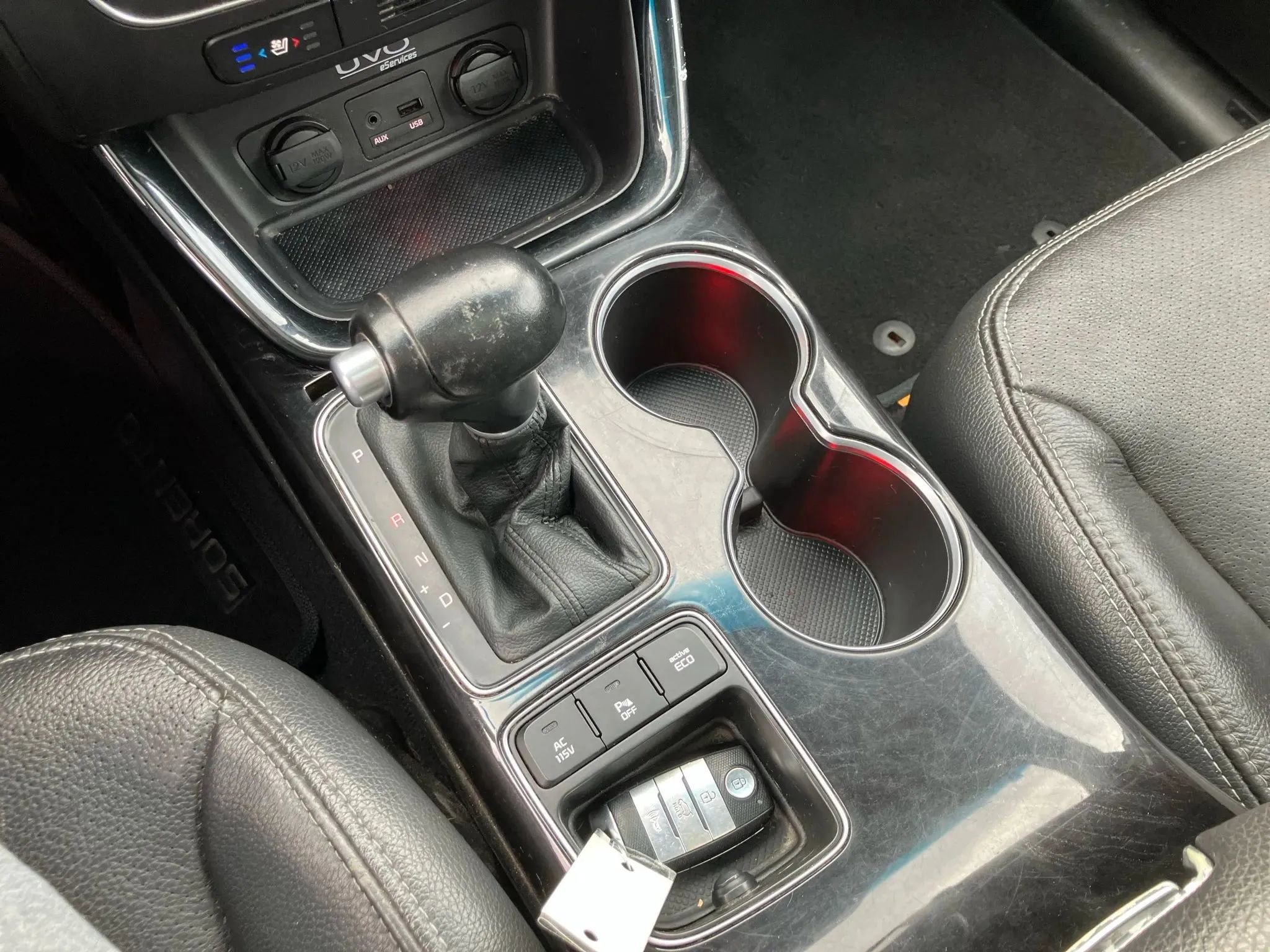 Used 2014 Kia Sorento SX w/ 3rd Row Package image 24