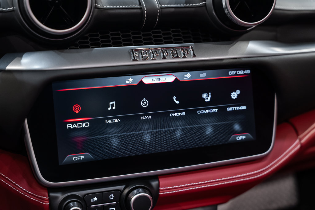Certified 2022 Ferrari Portofino M RWD image 38