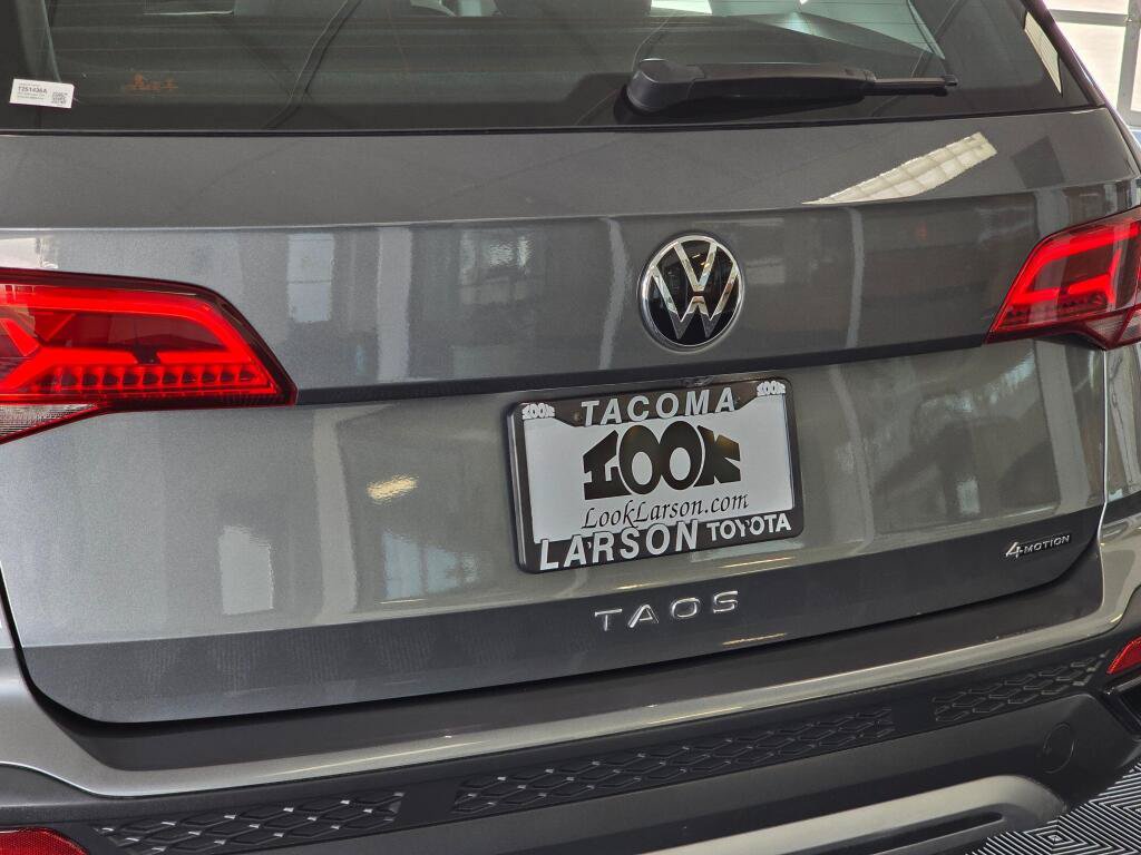 Used 2022 Volkswagen Taos S AWD/4WD image 12