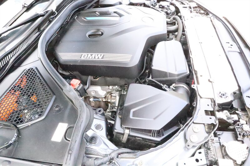 Used 2021 BMW 330e w/ Convenience Package RWD image 41