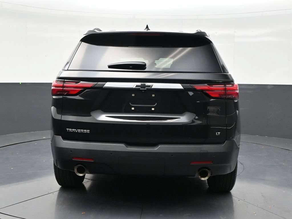 Used 2024 Chevrolet Traverse LT FWD image 4