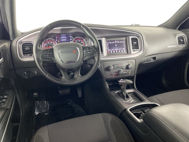 Used 2020 Dodge Charger SXT RWD image 19