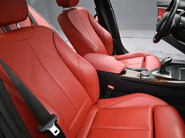 Used 2018 BMW 330i xDrive w/ Convenience Package image 22