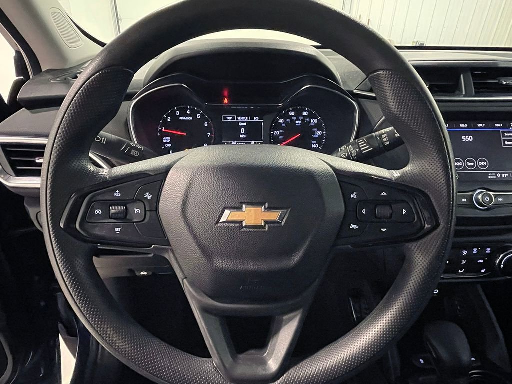 Used 2022 Chevrolet TrailBlazer LT image 32