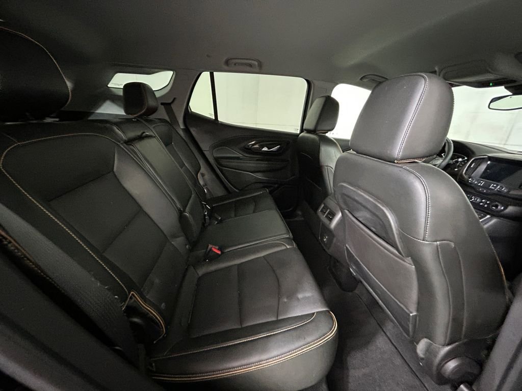 Used 2024 GMC Terrain AT4 w/ Tech Package AWD/4WD image 17
