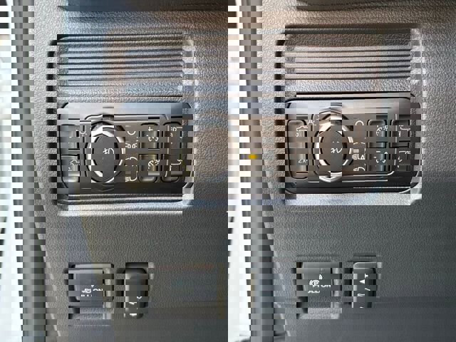 New 2025 Ford F250 Lariat w/ Lariat Ultimate Package image 22