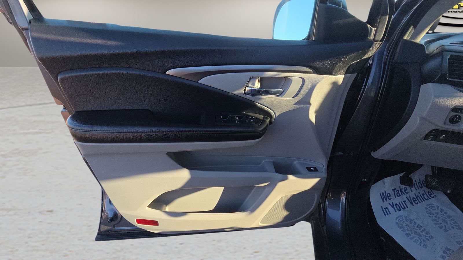 Used 2019 Honda Pilot LX image 28