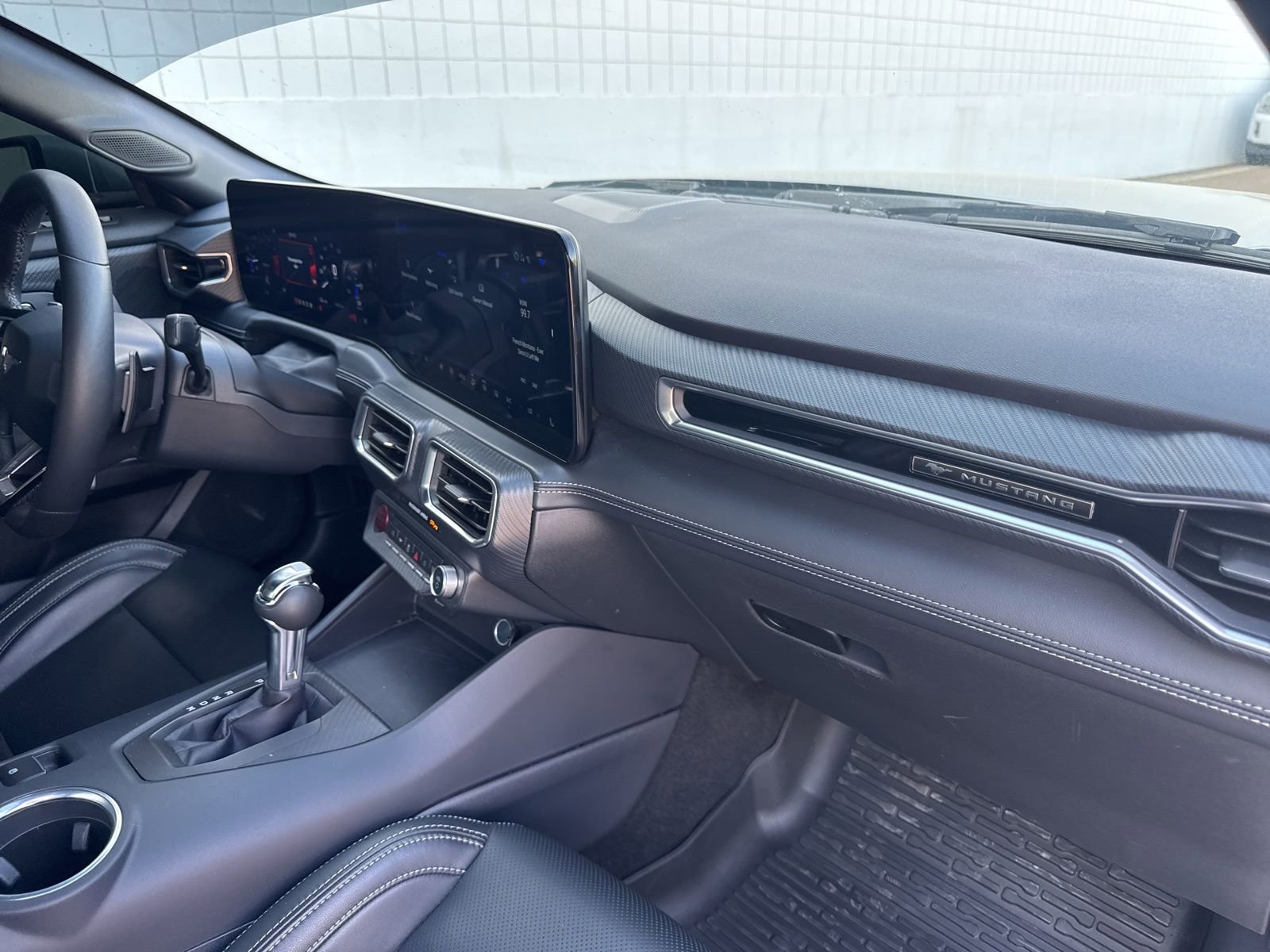 Used 2025 Ford Mustang GT Premium image 26