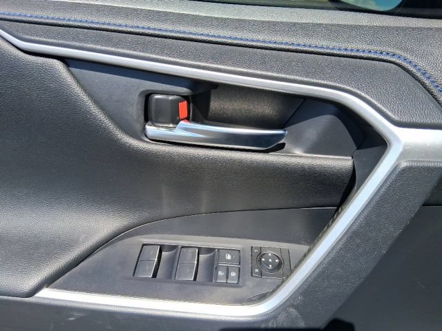 Used 2022 Toyota RAV4 XSE w/ XSE Grade Weather Package AWD/4WD image 19