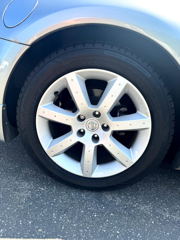 Used 2004 Nissan 350Z Touring image 16
