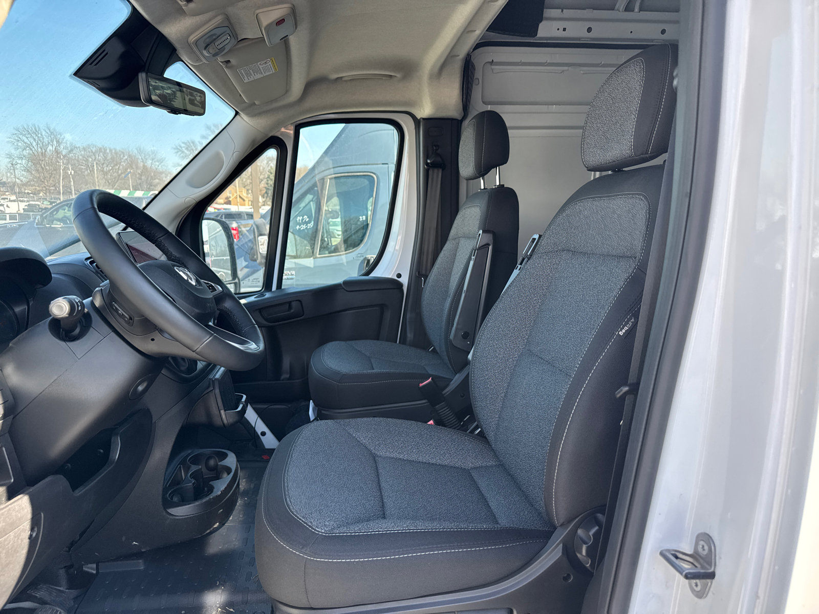 Used 2025 RAM ProMaster 2500 w/ Premium Convenience Group image 6