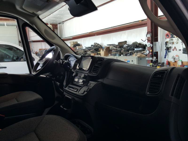 Used 2024 RAM ProMaster 2500 w/ Convenience Group FWD image 12