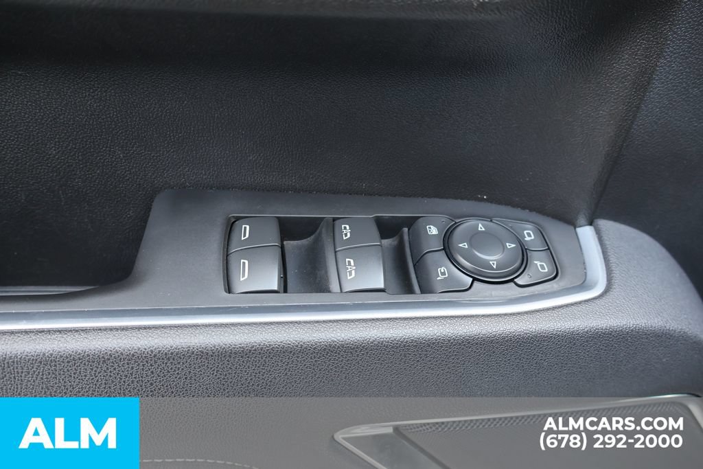 Used 2025 GMC Sierra 1500 SLT RWD image 11