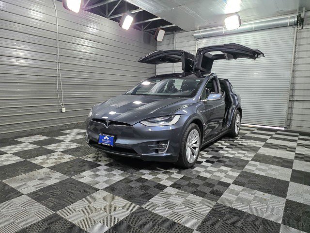 Used 2020 Tesla Model X Long Range image 42