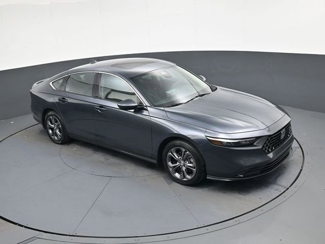 Used 2023 Honda Accord EX image 19