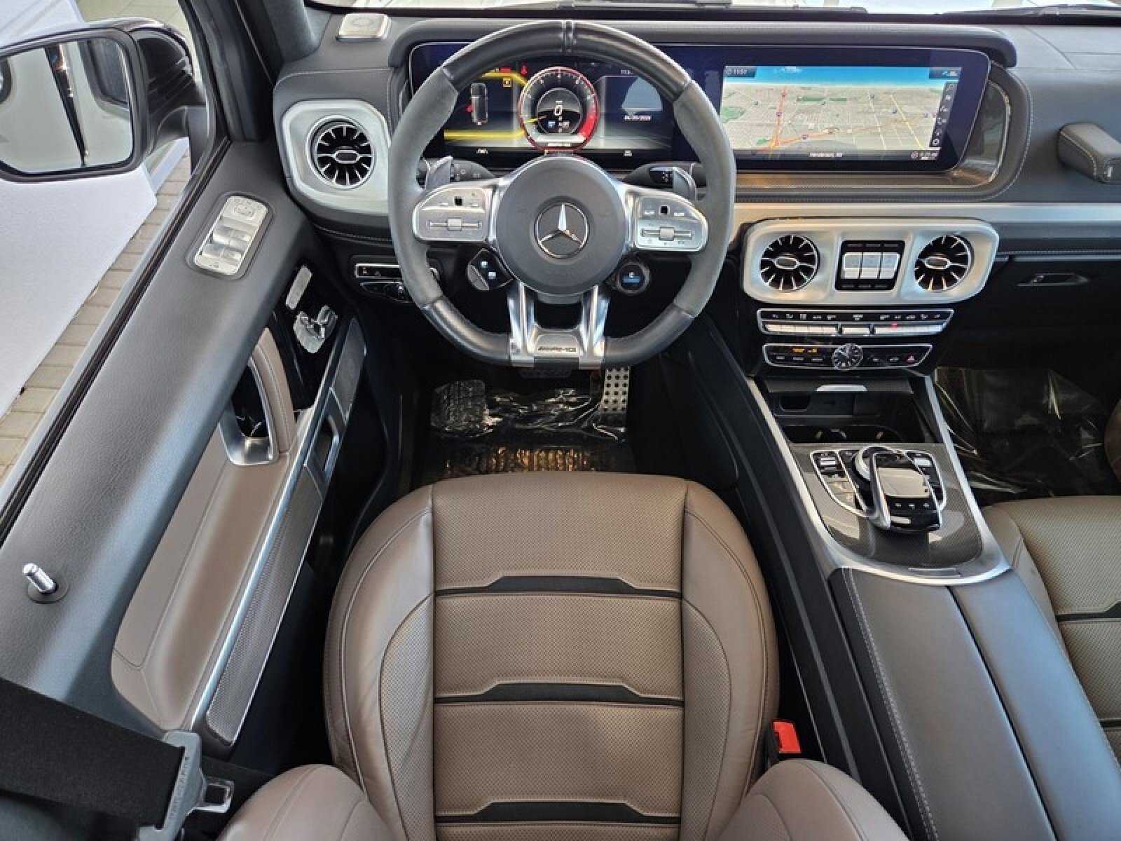 Certified 2024 Mercedes-Benz G 63 AMG 4MATIC image 16