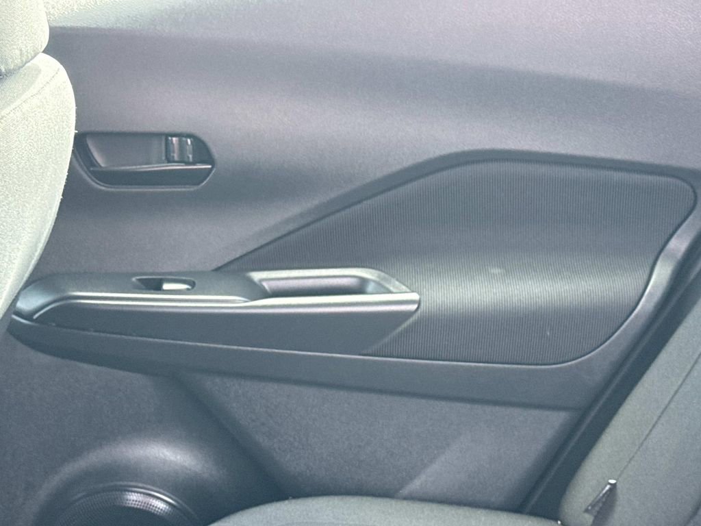 Certified 2025 Nissan Kicks Play S image 14