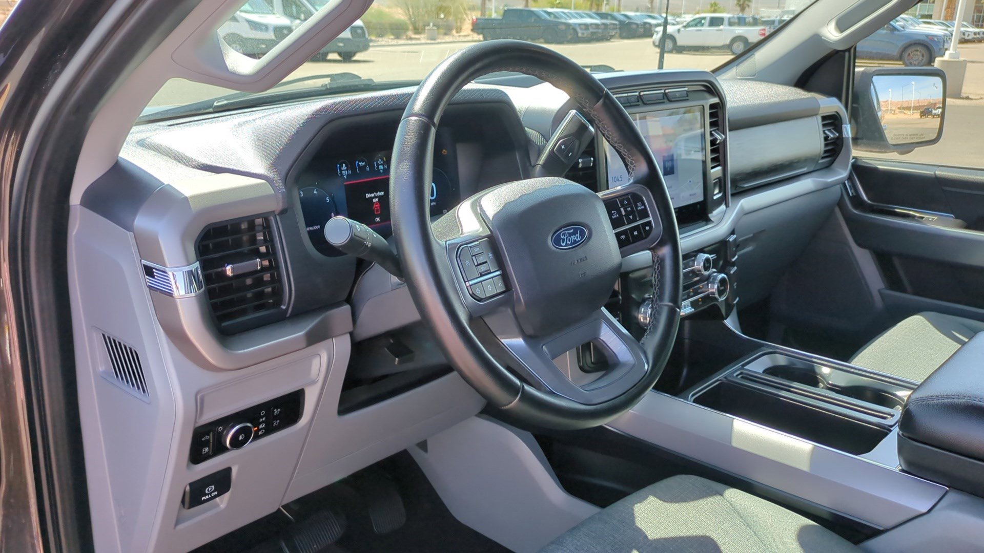 Used 2024 Ford F150 XLT w/ Mobile Office Package image 14