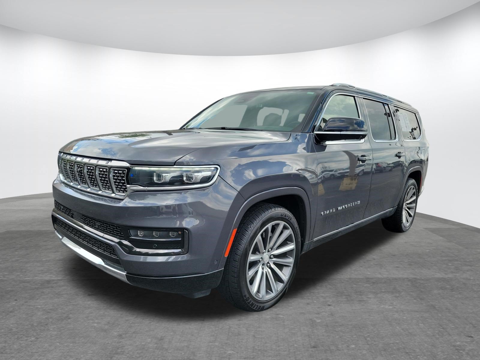 Used 2023 Jeep Grand Wagoneer L Series II AWD/4WD image 36
