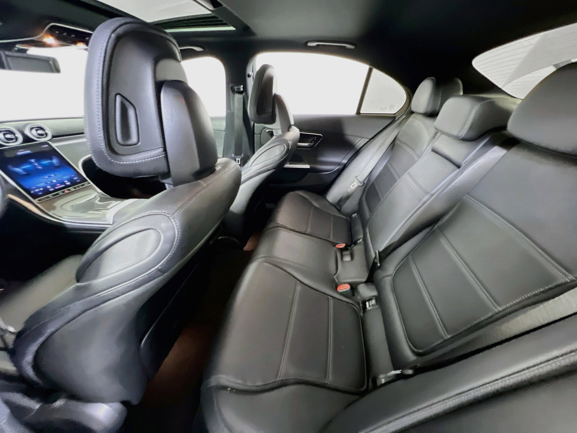Used 2022 Mercedes-Benz C 300 4MATIC Sedan image 25