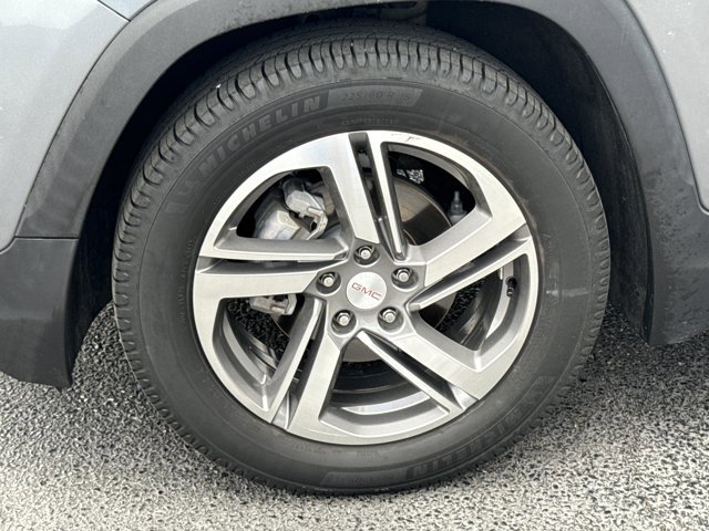 Used 2021 GMC Terrain SLT w/ LPO, Floor Liner Package image 12