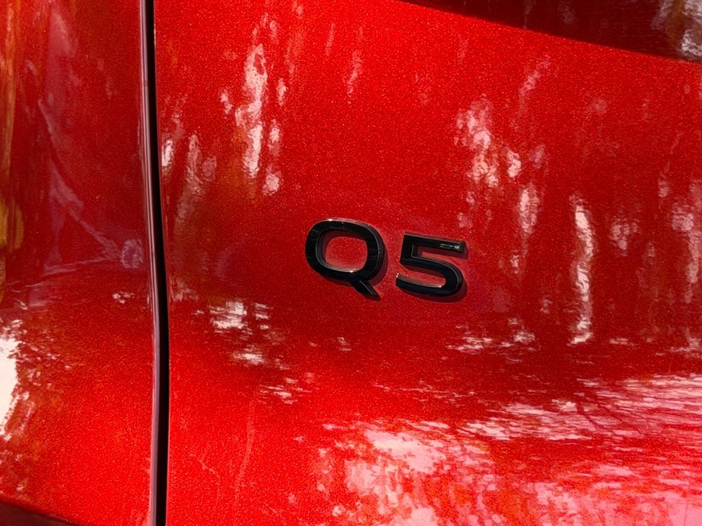 Used 2025 Audi Q5 Premium Plus w/ Premium Plus AWD/4WD image 26