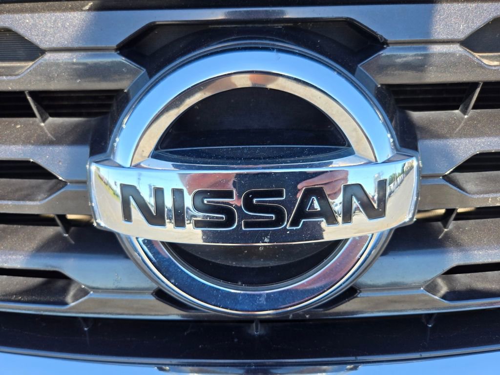 Used 2017 Nissan Pathfinder SV AWD/4WD image 17