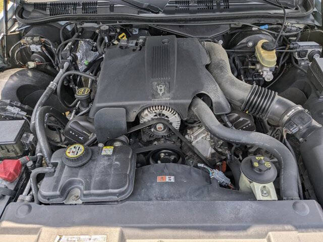 Used 2003 Ford Crown Victoria LX RWD image 33