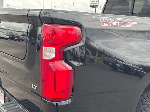 Certified 2025 Chevrolet Silverado 1500 LT Trail Boss w/ Convenience Package II image 12