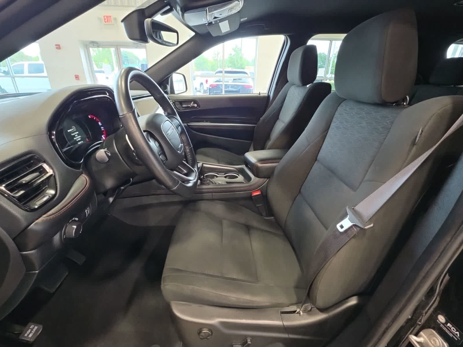 Used 2025 Dodge Durango GT AWD/4WD image 14