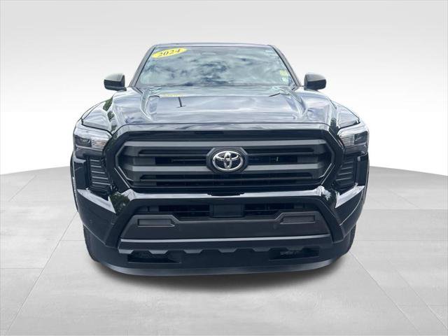 Certified 2024 Toyota Tacoma SR w/ SR Upgrade Package AWD/4WD image 8