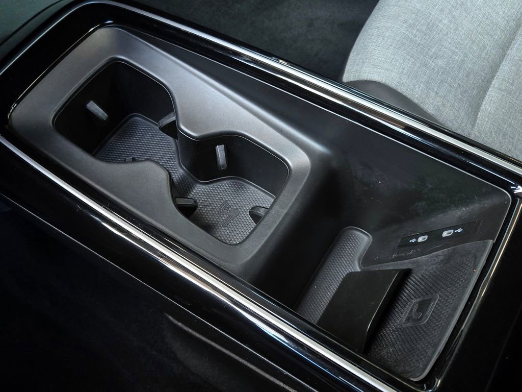 Used 2023 Volkswagen ID.4 Pro image 18