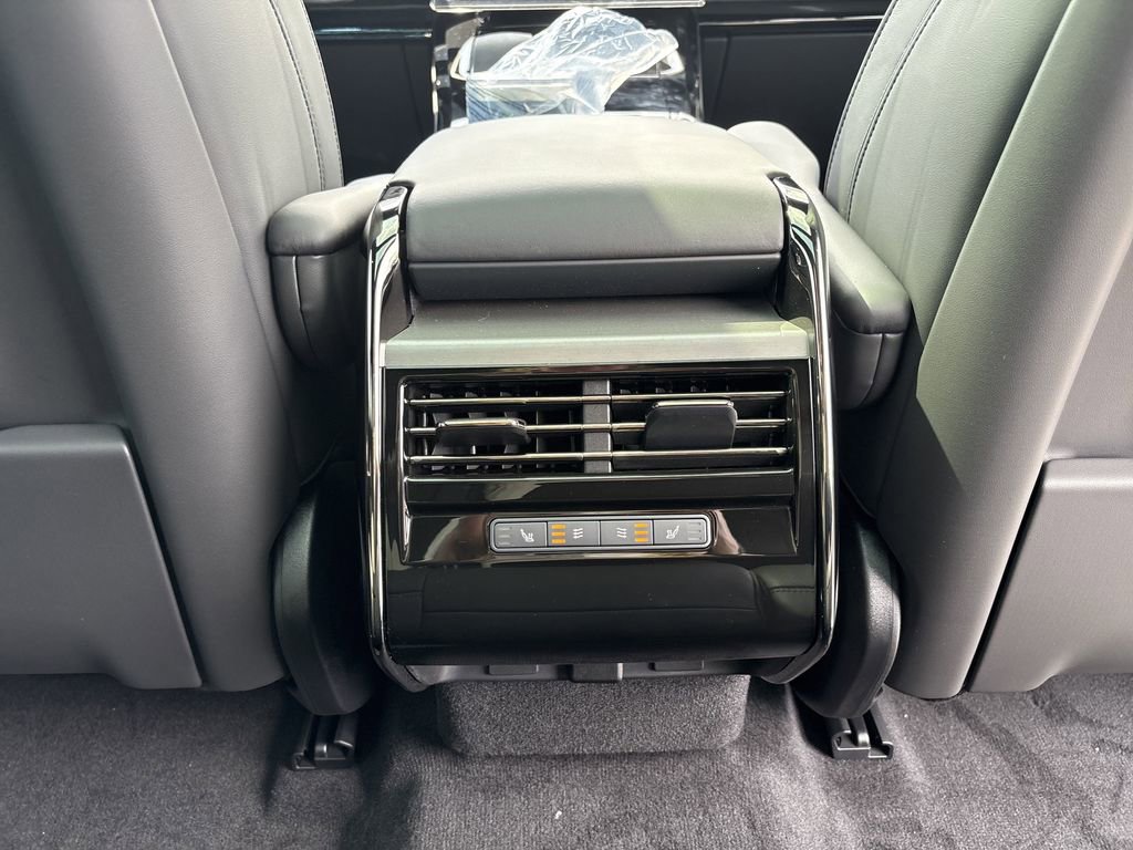 New 2025 Land Rover Range Rover Sport Dynamic SE image 23