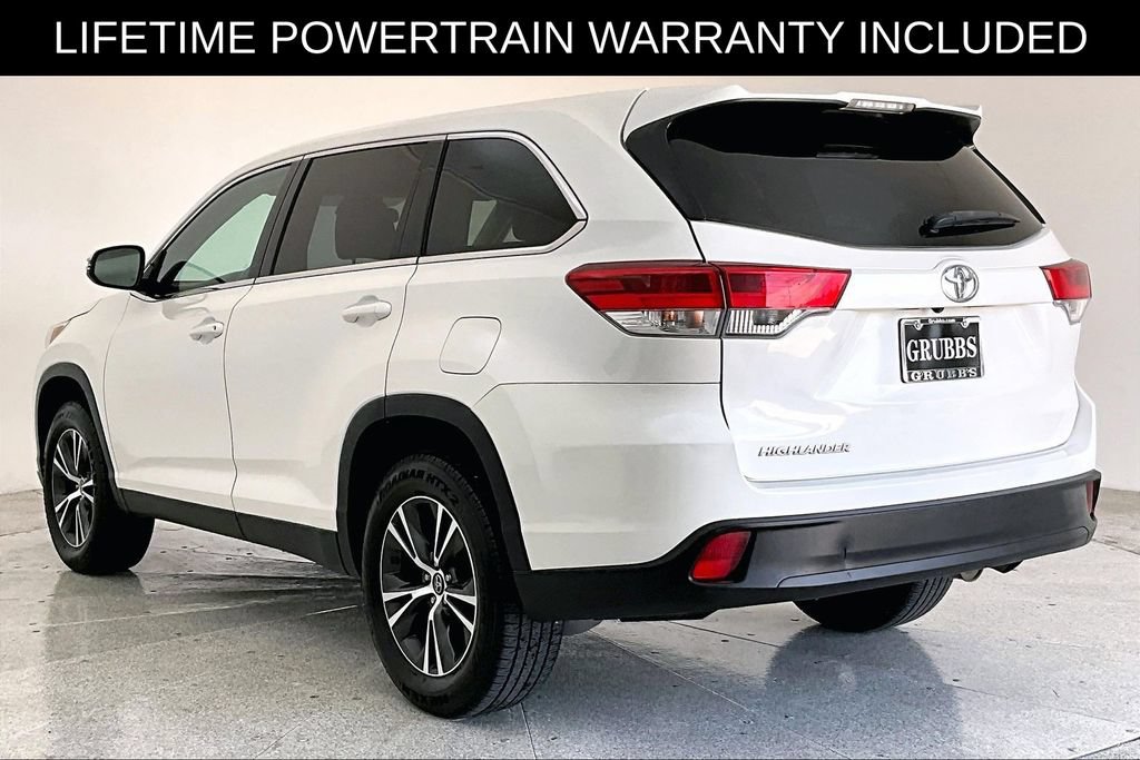 Used 2019 Toyota Highlander LE FWD image 16