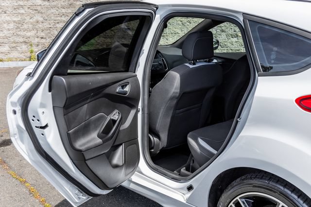 Used 2018 Ford Focus ST FWD image 20