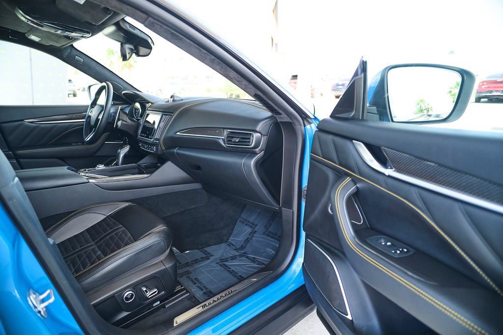 Used 2022 Maserati Levante F Tributo AWD/4WD image 12