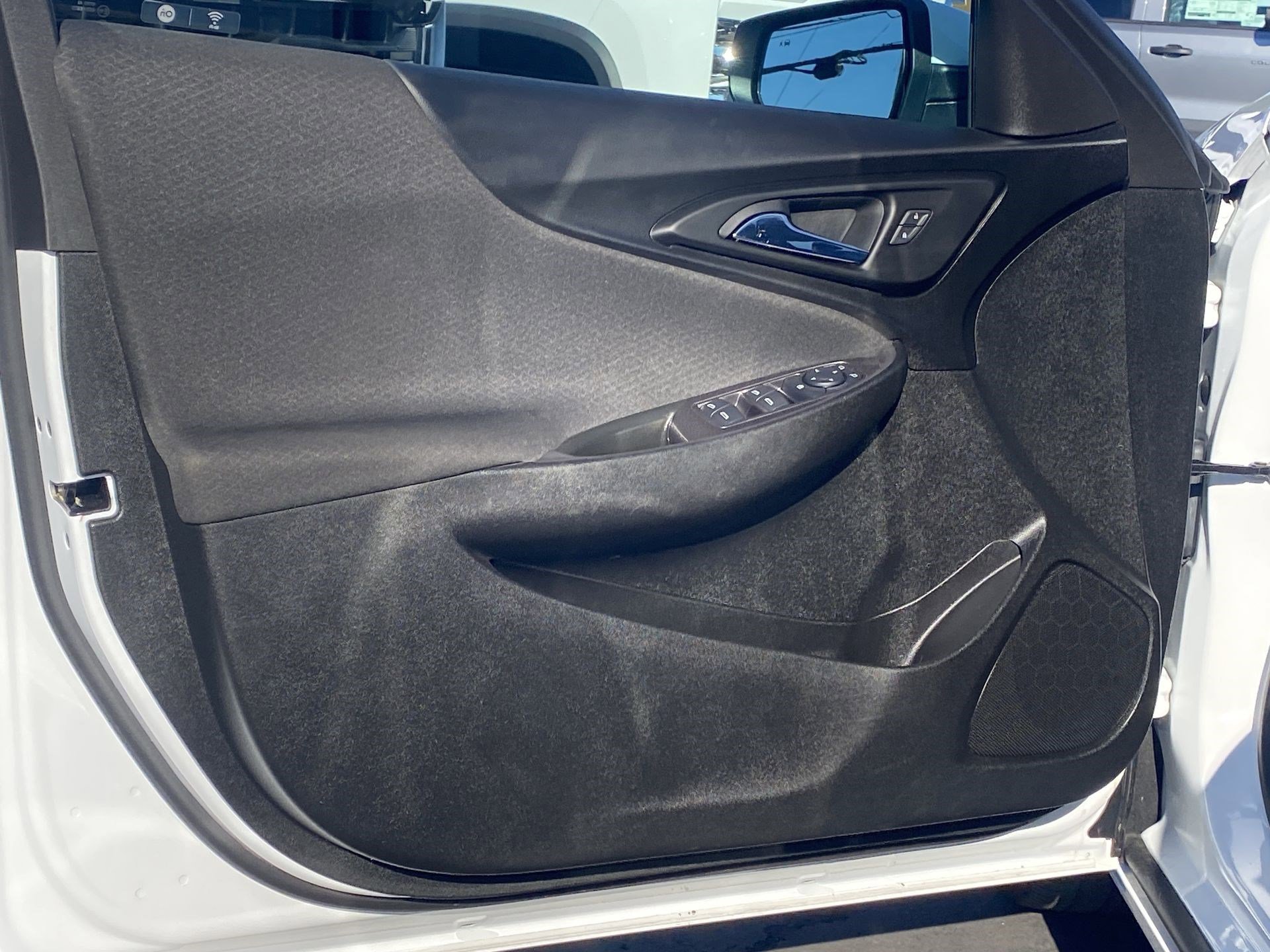 Used 2022 Chevrolet Malibu RS image 24