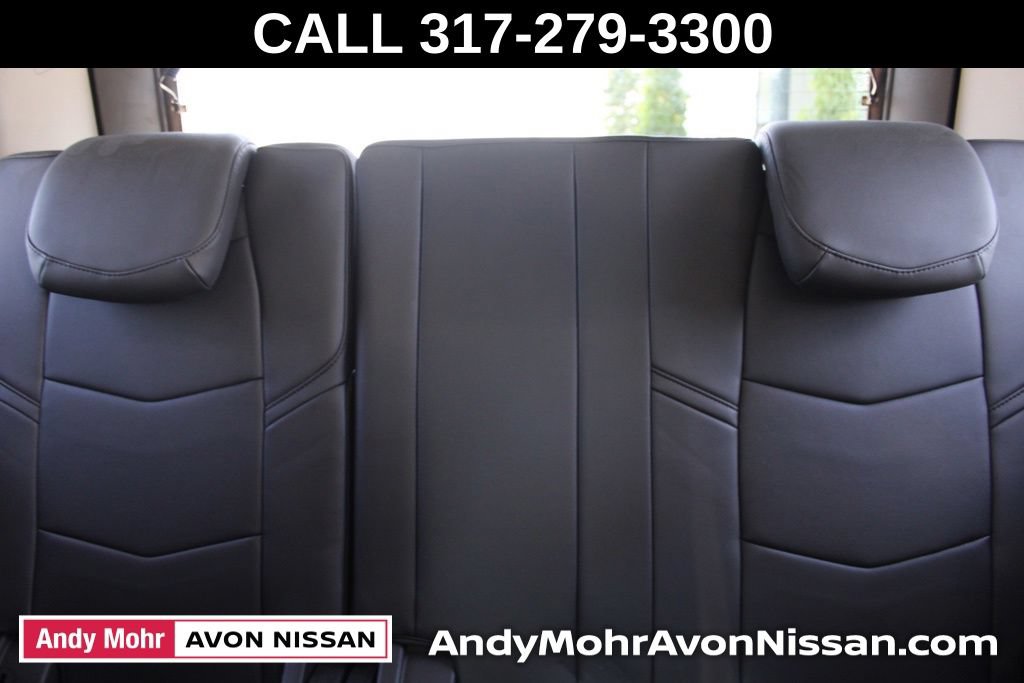 Used 2017 Cadillac Escalade Premium Luxury w/ LPO, Radiant Package AWD/4WD image 27