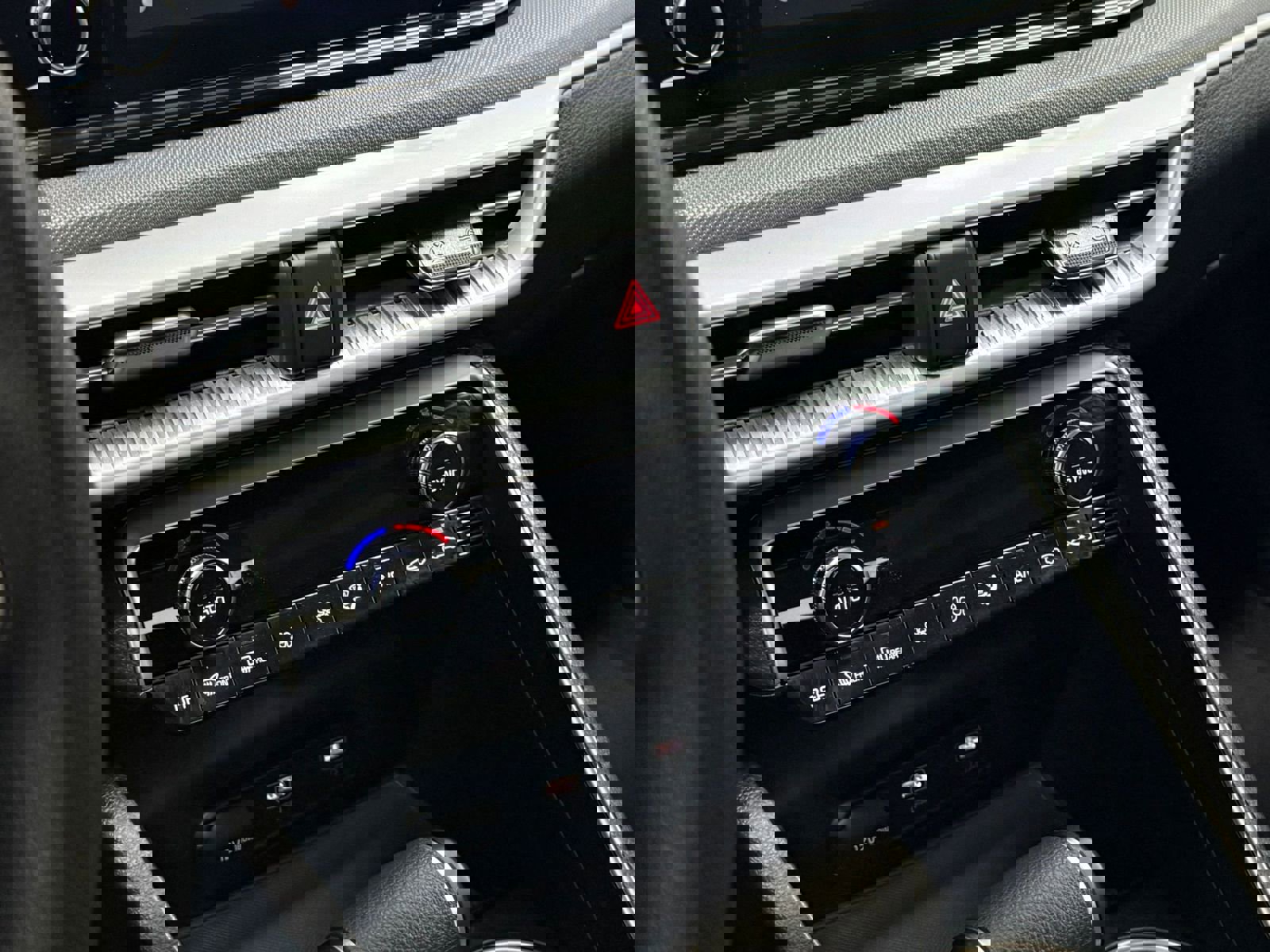 Used 2021 Kia K5 LX image 30