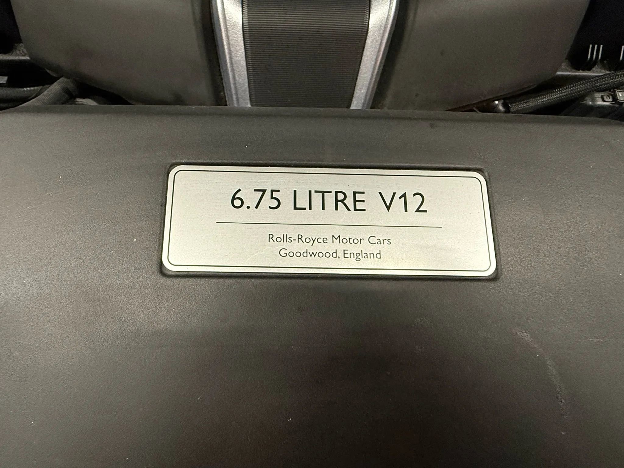 Used 2022 Rolls-Royce Cullinan Black Badge w/ Dark Exterior Package image 87