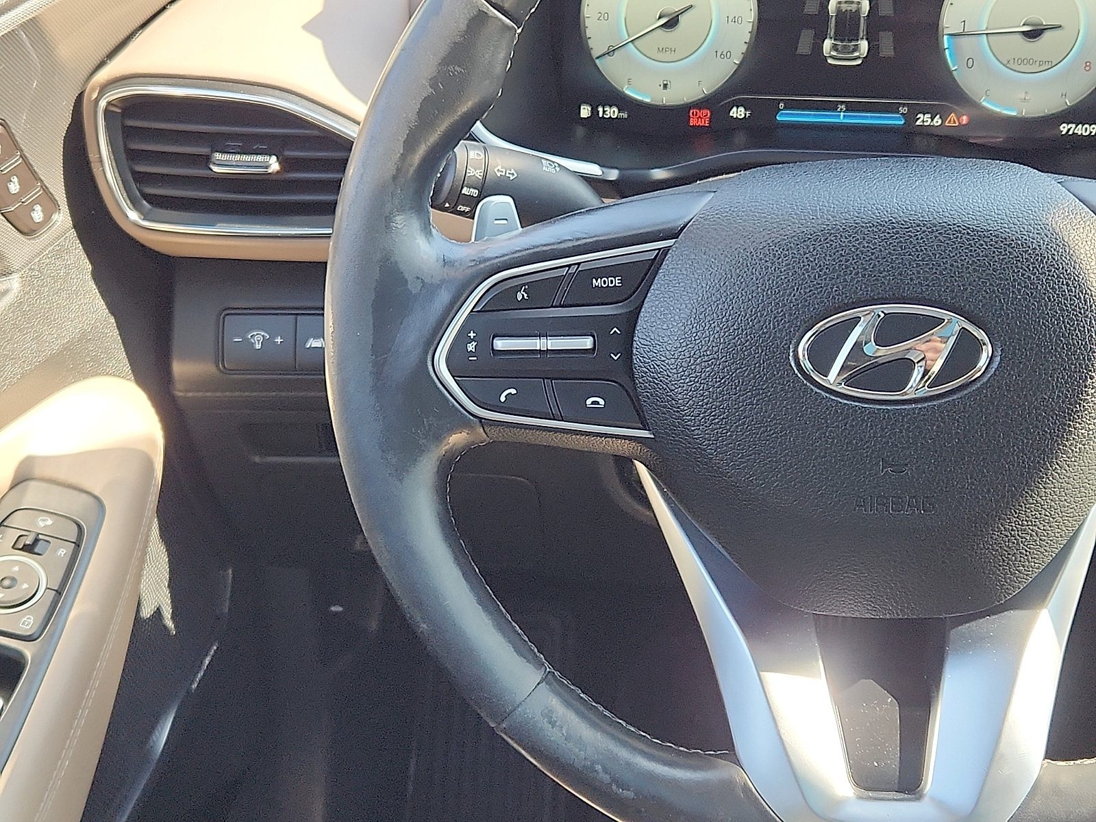 Used 2022 Hyundai Santa Fe Limited AWD/4WD image 14