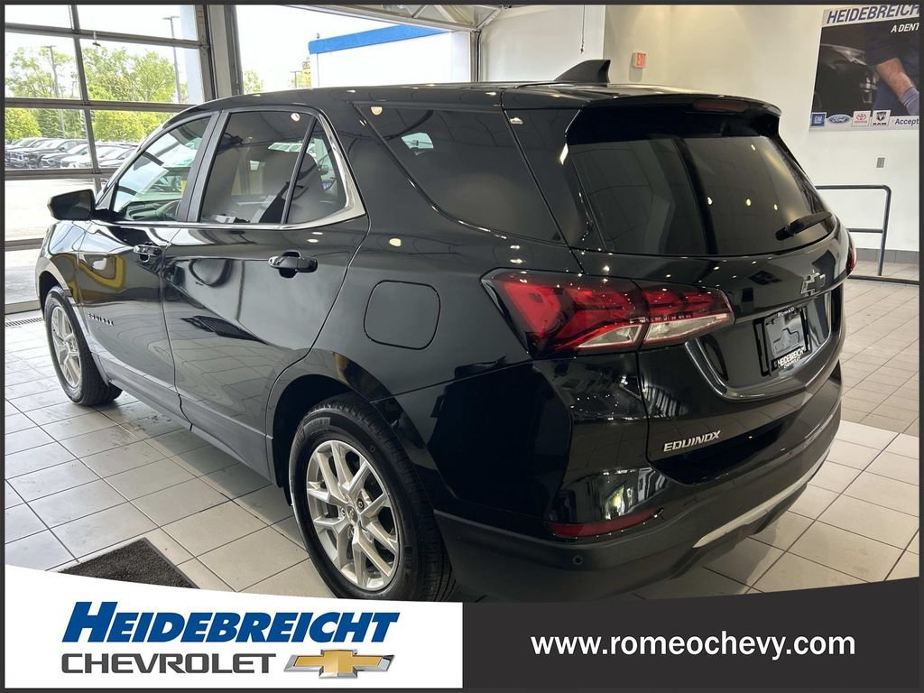 Used 2024 Chevrolet Equinox LT w/ LPO, Floor Liner Package FWD image 5