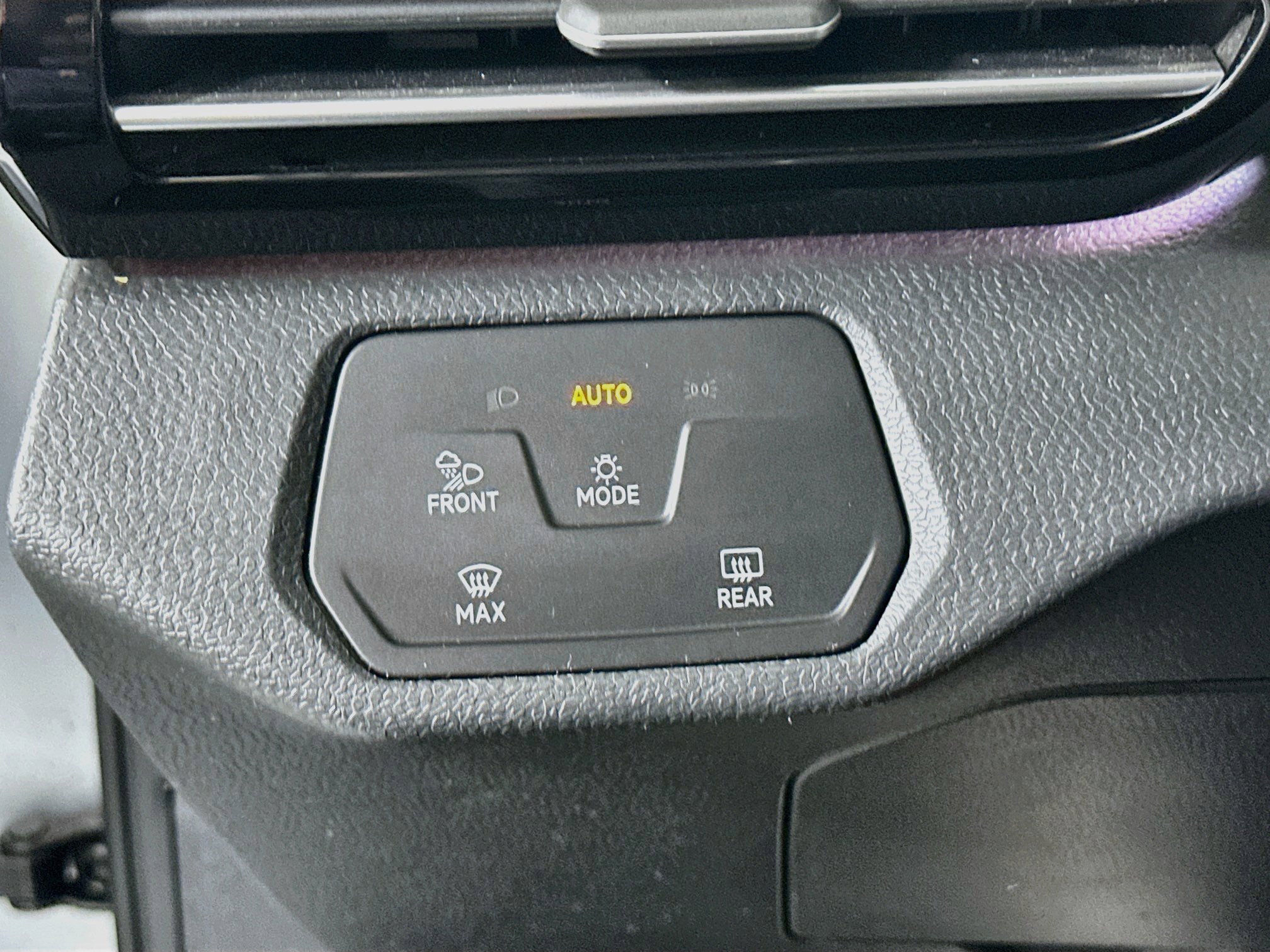 Used 2021 Volkswagen ID.4 Pro S RWD image 16