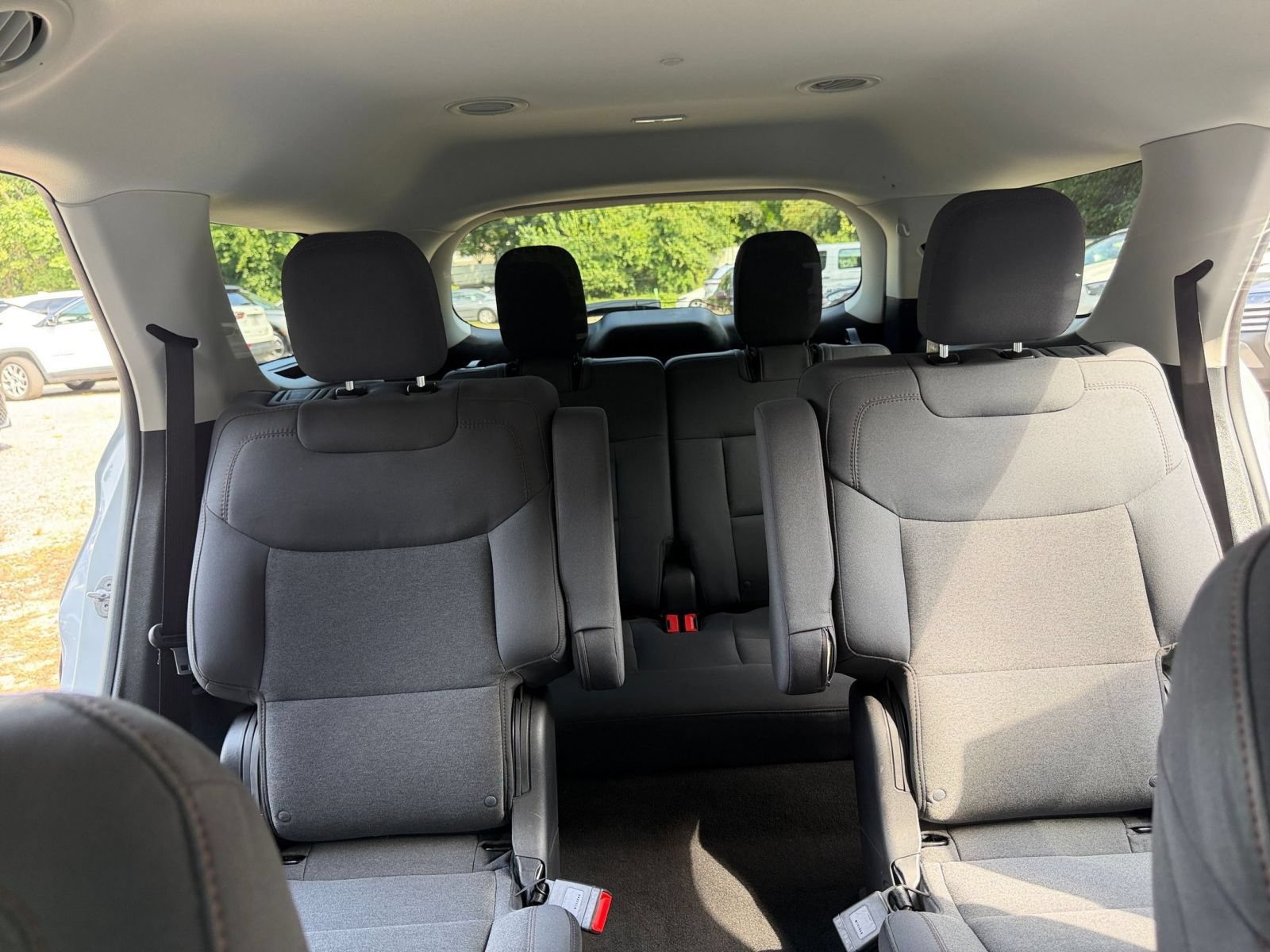 Used 2026 Ford Explorer Active AWD/4WD image 38